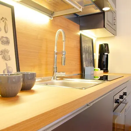 La Terrazza - By Happyhostorino شقة تورينو